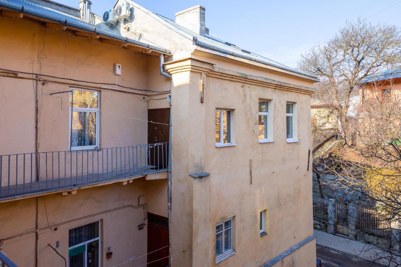 Lion King D2 Lägenhet Lviv Exteriör bild